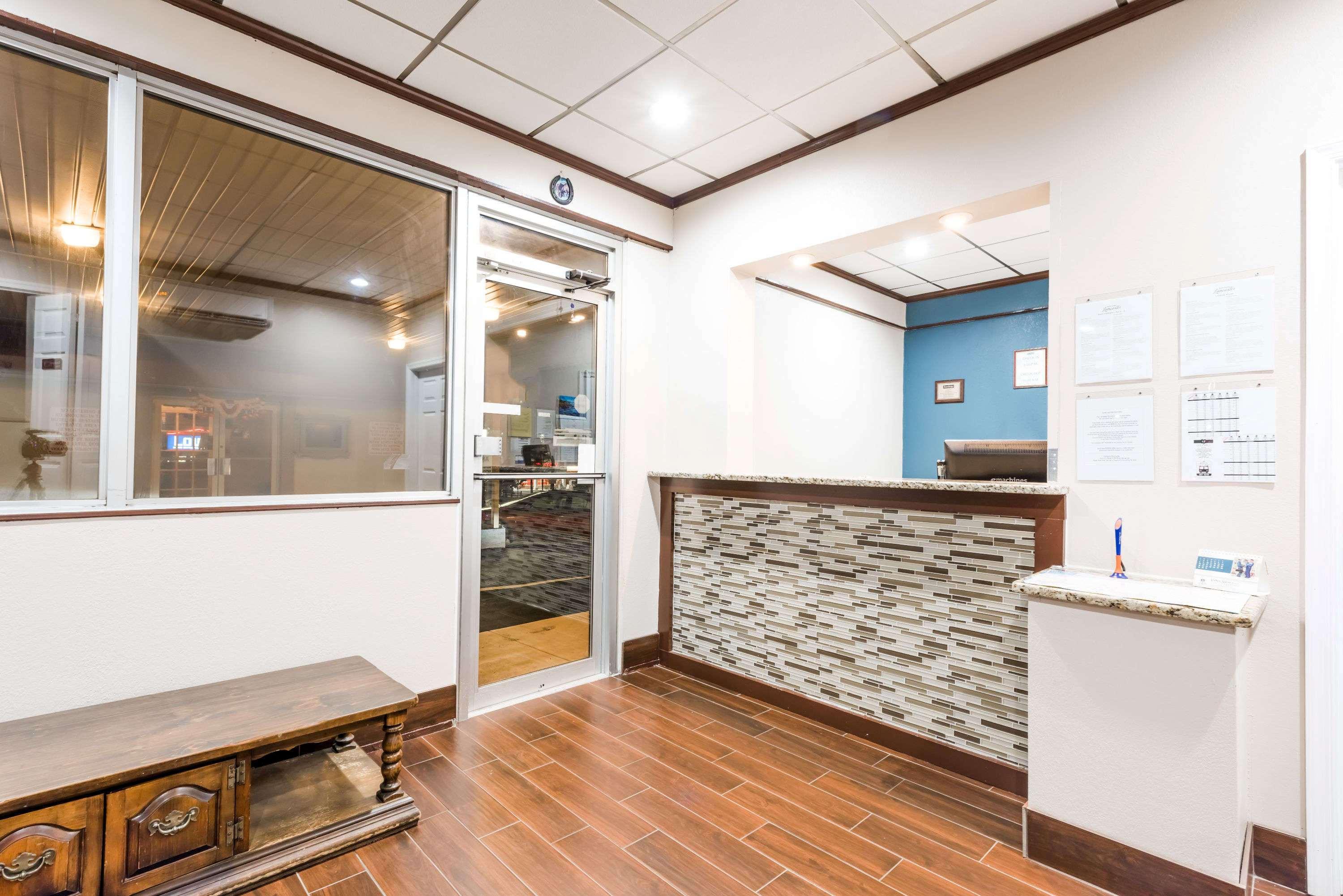 Red Carpet Inn Lancaster Millersville 외부 사진