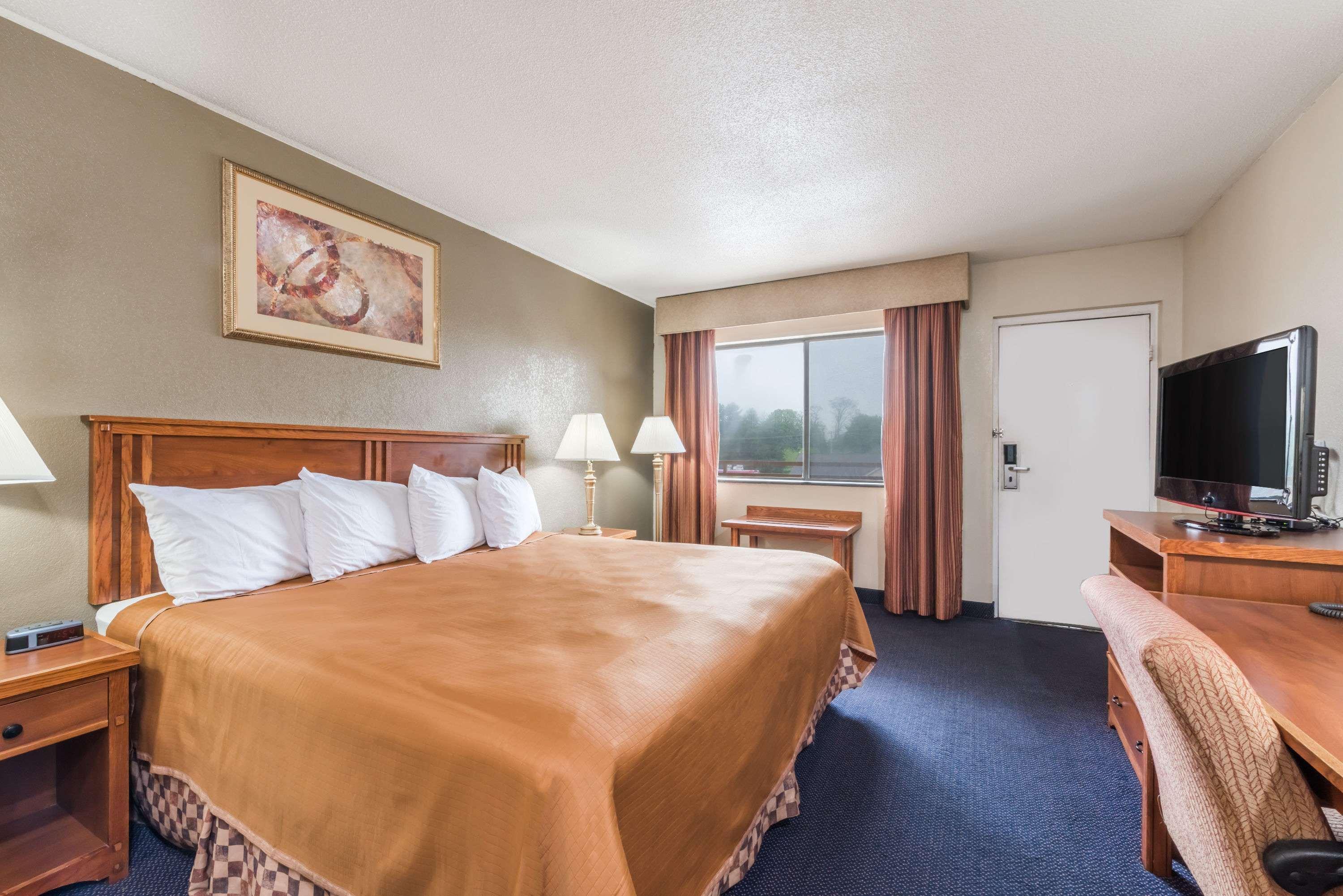 Red Carpet Inn Lancaster Millersville 외부 사진